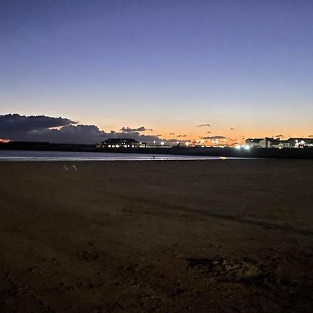 Bayside Guest House Porthcawl Buitenkant foto