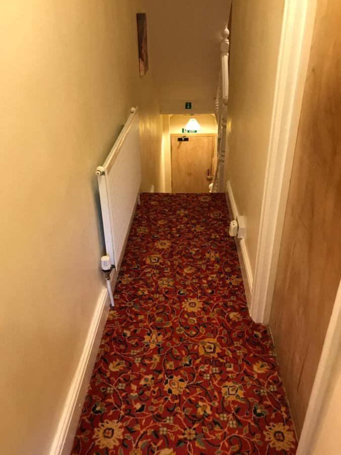 Bayside Guest House Porthcawl Buitenkant foto